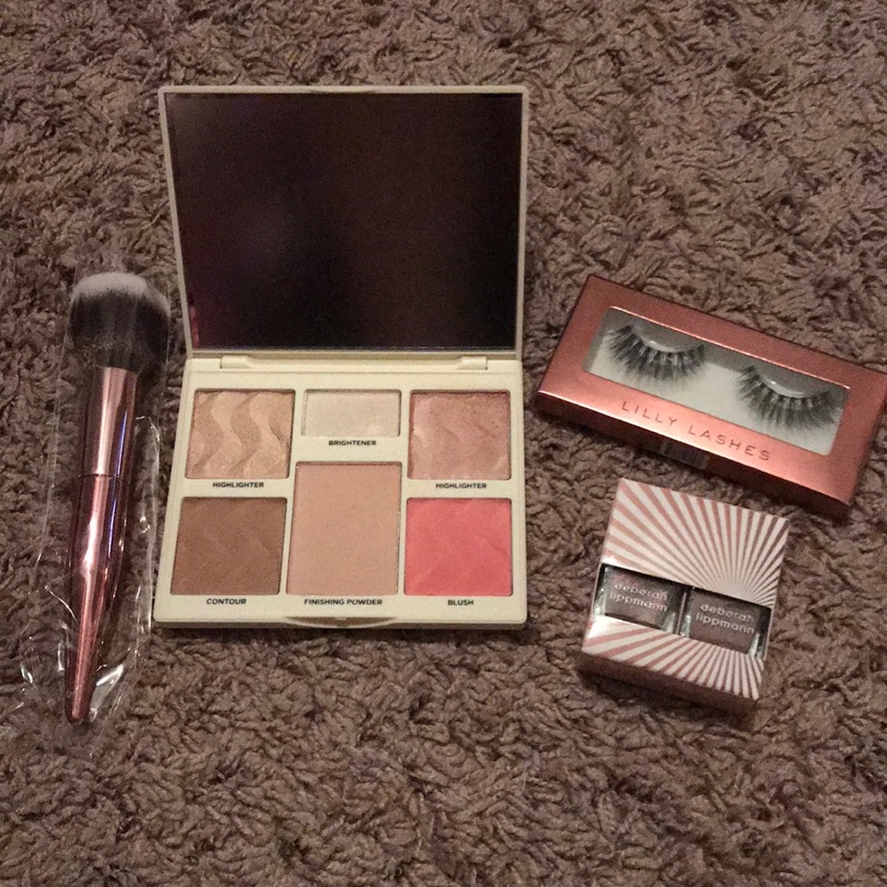 Makeup bundle